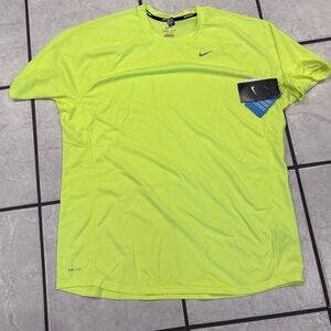 Nike Men's Bright Yellow Short Sleeve Tee NWT